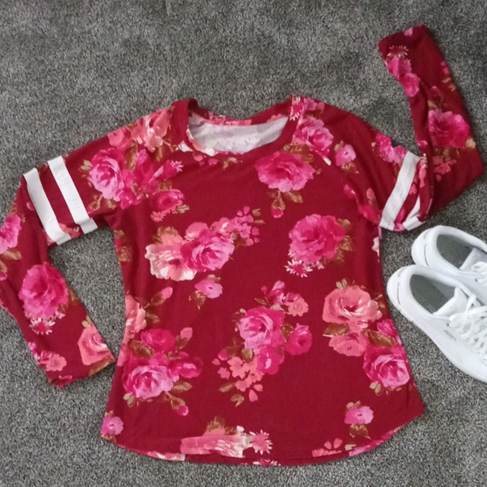 Floral long-sleeved blouse size L